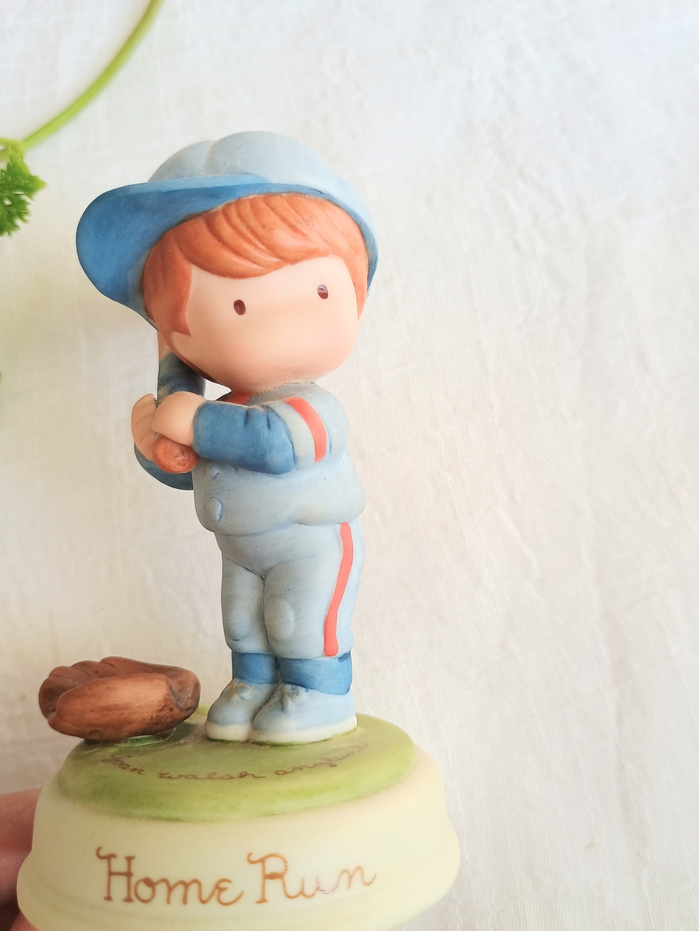 🐡 ECLECTIC GRANDPA 🐡 VTG 1987 Artisan Designed Avon Pee Wee Player Figurine